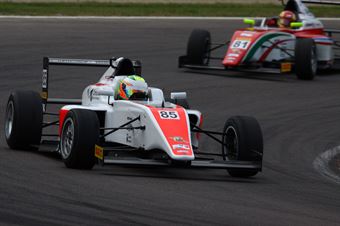 Sennan Fielding (Euronova Racing by Fortec Italia Motorsport, Tatuus F.4 T014 Abarth #85), ITALIAN F.4 CHAMPIONSHIP